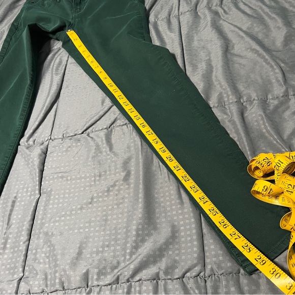 Old navy the rockstar green jeans size 4 paint marks - Picture 6 of 8